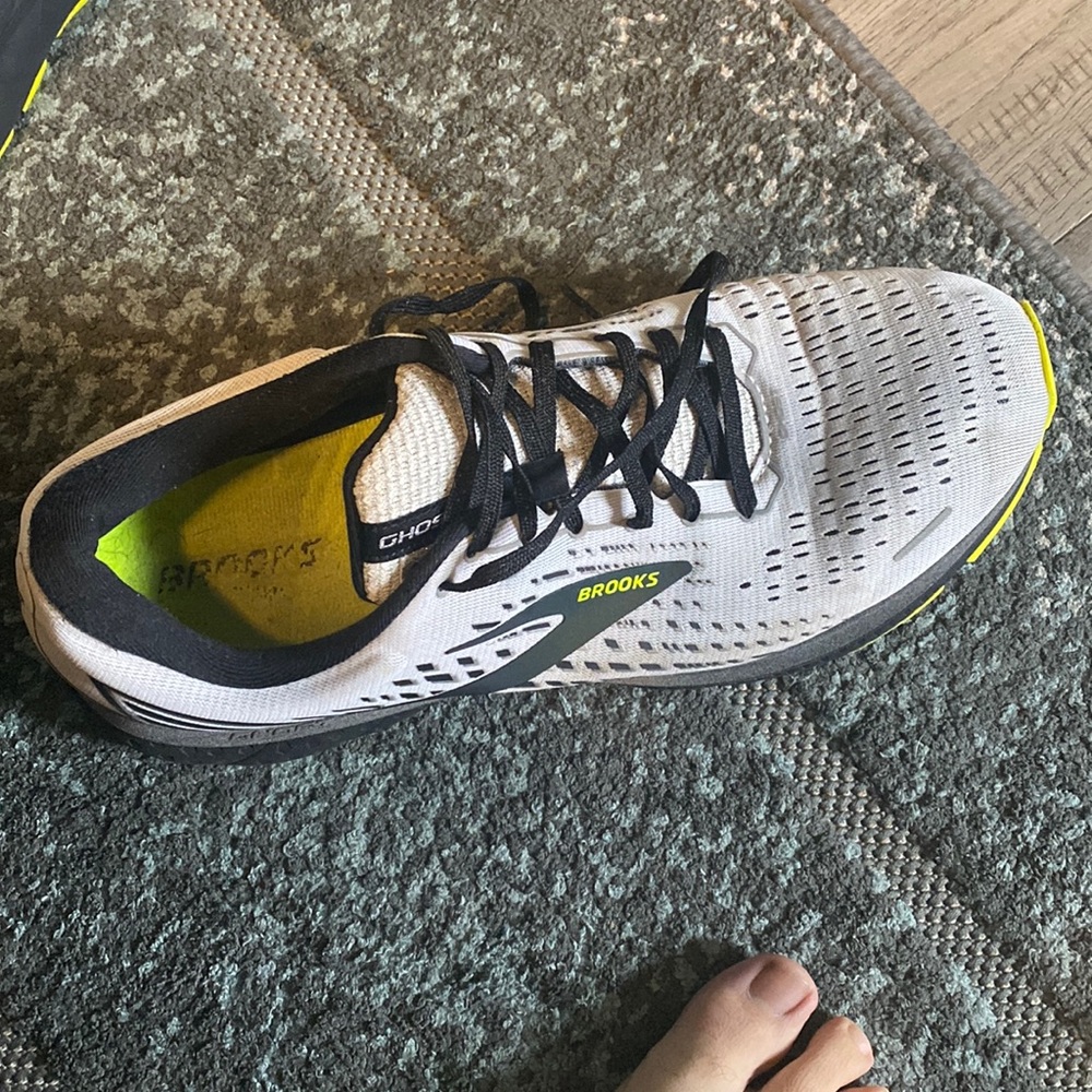 Brooks gym shoes